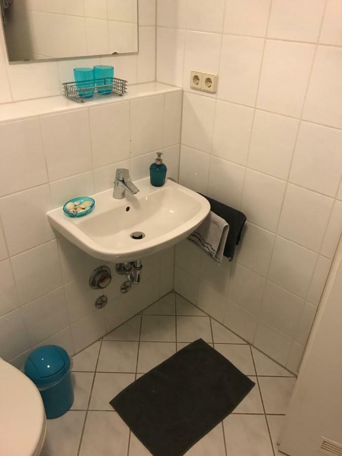 Kleine Wohnung Im Gruenen Дрезден Экстерьер фото